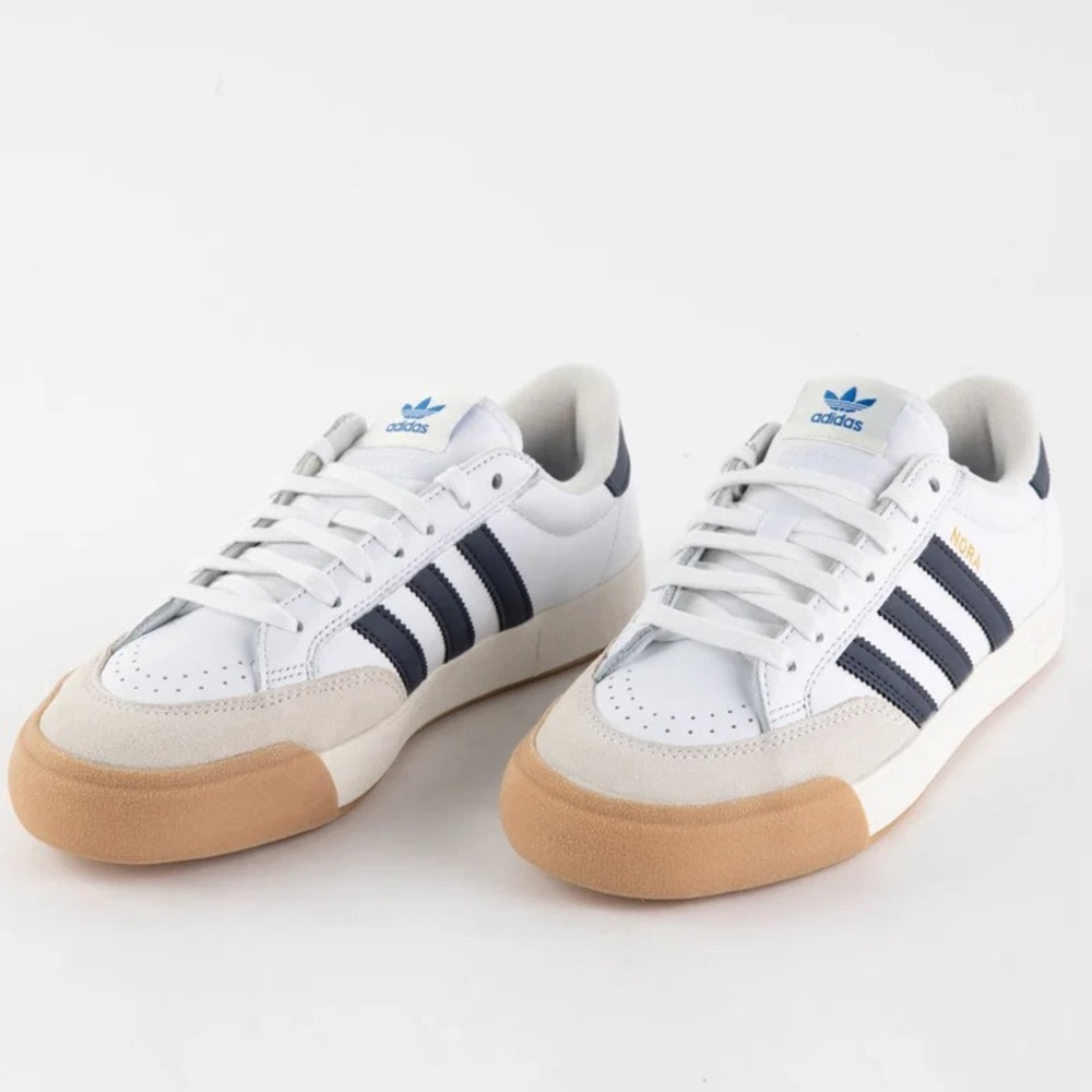 Adidas Women’s Shoes 6.5